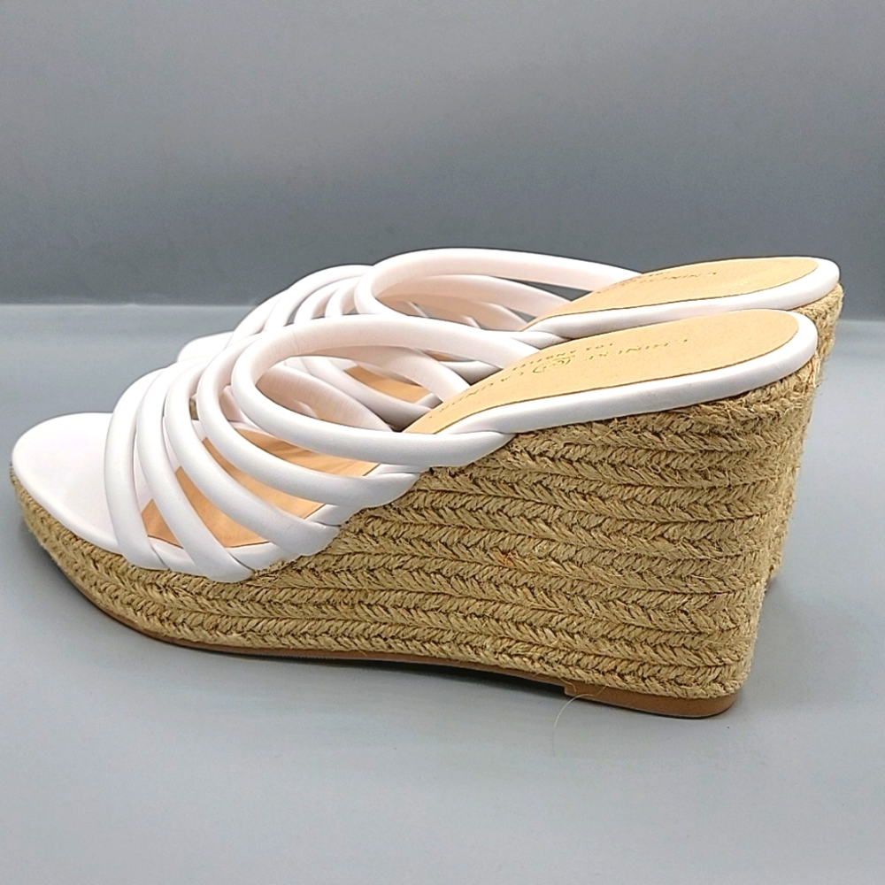Chinese Laundry Eleana Wedge Sandal Women's Sandal